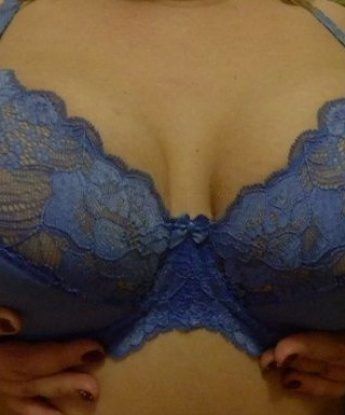 Анкета проститутки Аняша - город Малая Цильна, 38 лет, №7587